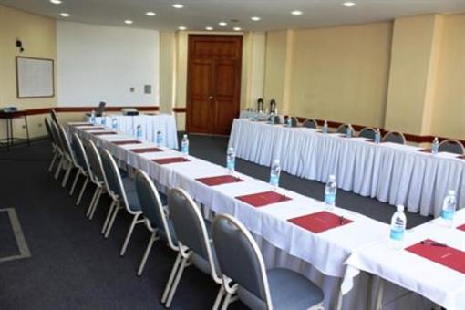 фото отеля San Juan Executive Hotel