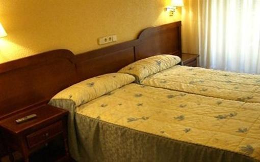 фото отеля Hostal Benamar