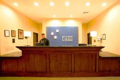 фото отеля Holiday Inn Express Hotel & Suites Weslaco