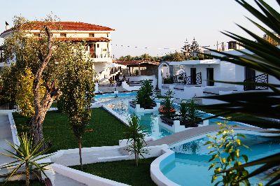 фото отеля Holiday House Hotel Skiathos
