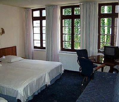 фото отеля Hotel Alt Duesseldorf