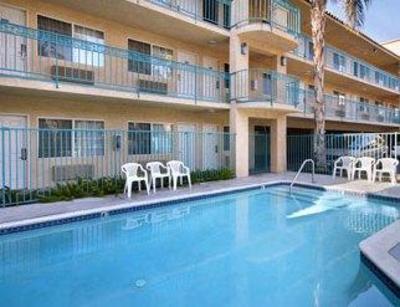 фото отеля Days Inn Riverside-Tyler Mall