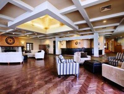 фото отеля Ramada Hotel & Suites Englewood/Denver South
