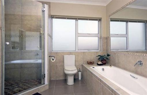 фото отеля Atlantic Breeze Guest House Cape Town