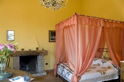 фото отеля Dimora del Prete di Belmonte Bed & Breakfast
