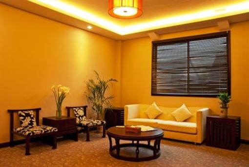 фото отеля Slender West Lake Tianmu Spring Resort