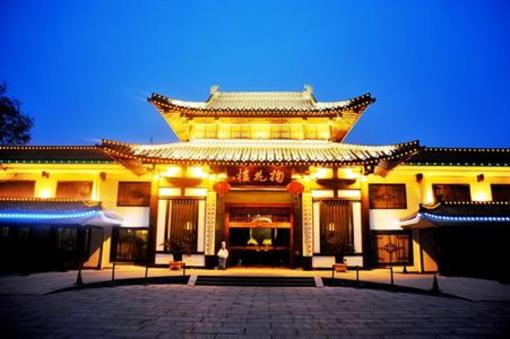 фото отеля Slender West Lake Tianmu Spring Resort