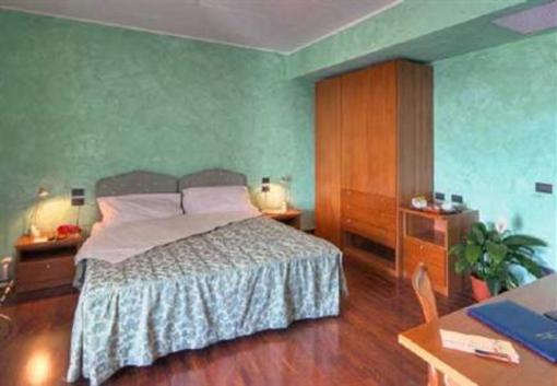 фото отеля Hotel 3 Querce