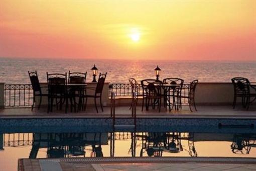фото отеля Euroxenia Messina Mare