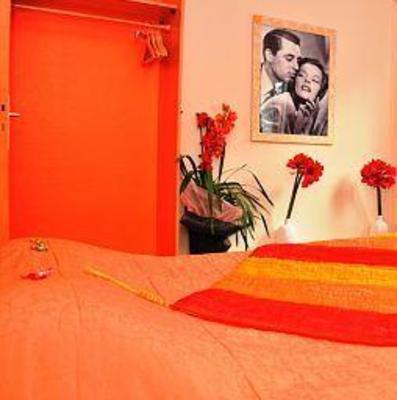 фото отеля Hotel Du Beffroi Calais