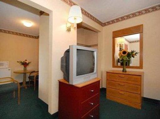 фото отеля Rodeway Inn & Suites Rehoboth Beach