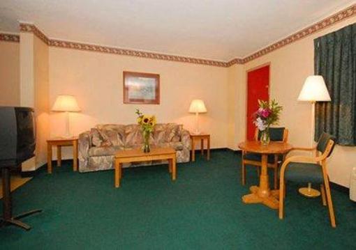 фото отеля Rodeway Inn & Suites Rehoboth Beach