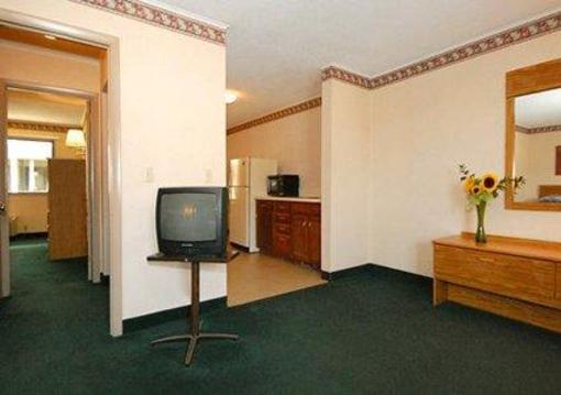 фото отеля Rodeway Inn & Suites Rehoboth Beach