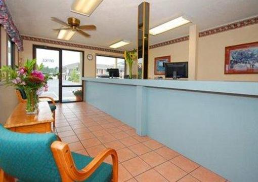 фото отеля Rodeway Inn & Suites Rehoboth Beach