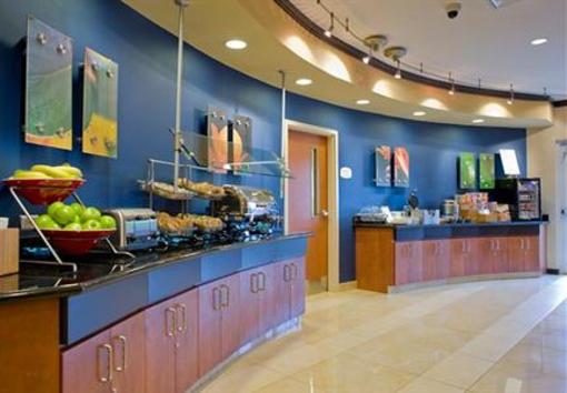фото отеля Fairfield Inn & Suites Columbus (Mississippi)