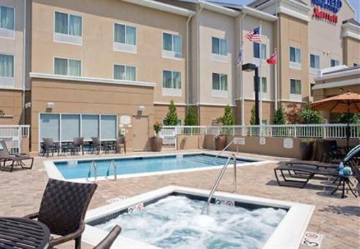 фото отеля Fairfield Inn & Suites Columbus (Mississippi)