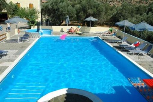 фото отеля Agrilionas Beach Apartments