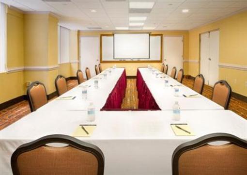 фото отеля American Inn of Bethesda