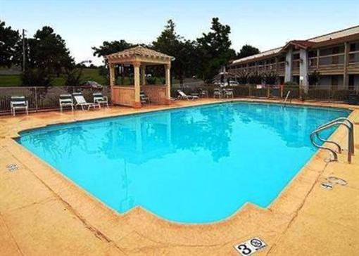 фото отеля Rodeway Inn and Suites Little Rock