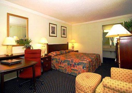 фото отеля Rodeway Inn and Suites Little Rock