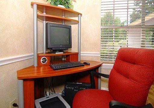 фото отеля Rodeway Inn and Suites Little Rock