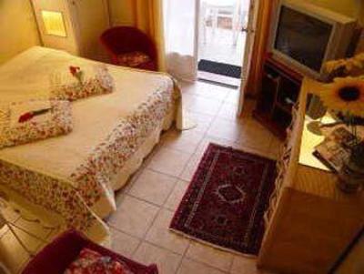 фото отеля Bed & Breakfast Villa Tricoli Les Issambres