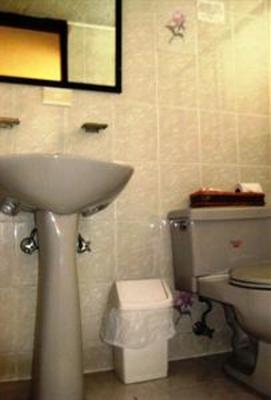 фото отеля Hostal Jardin del Sol Quito