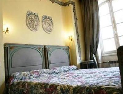 фото отеля Hotel de France Auch (Le jardin des saveurs)
