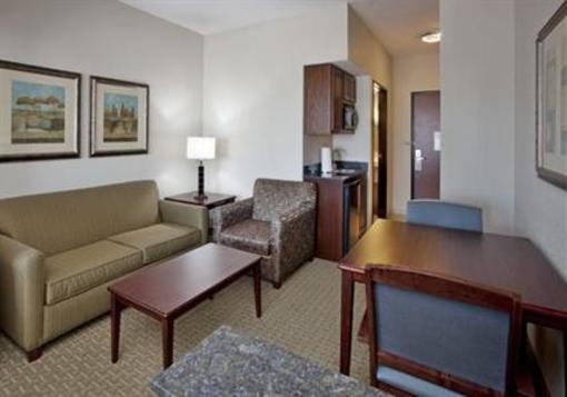 фото отеля Holiday Inn Express Hotel & Suites Pittsburg