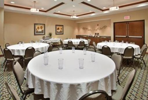 фото отеля Holiday Inn Express Hotel & Suites Pittsburg