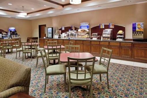 фото отеля Holiday Inn Express Hotel & Suites Pittsburg