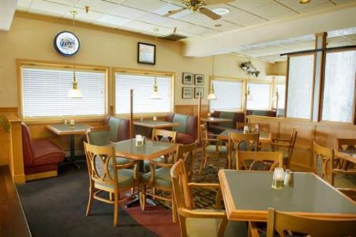 фото отеля BEST WESTERN PLUS Landing Hotel, Restaurant & Pub