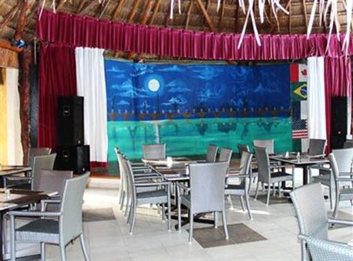фото отеля Real Hotel Playa del Carmen
