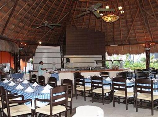 фото отеля Real Hotel Playa del Carmen
