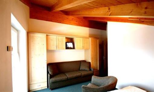 фото отеля Arnica Mountain Hotel