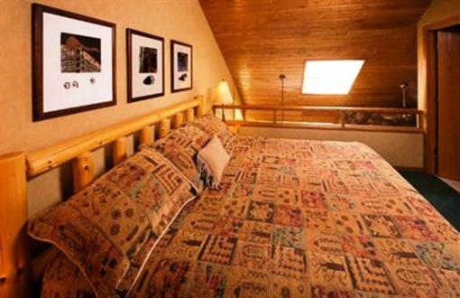фото отеля Caribou Highlands Lodge