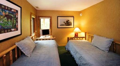 фото отеля Caribou Highlands Lodge