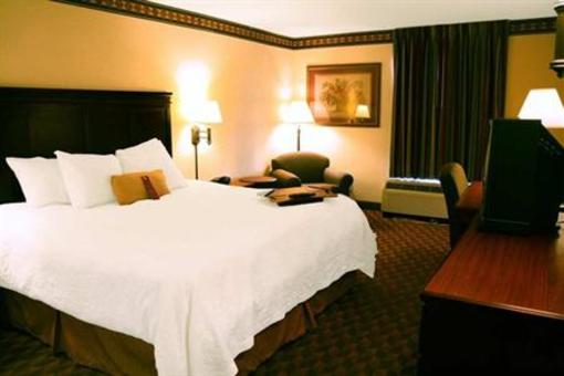 фото отеля Hampton Inn - Warner Robbins