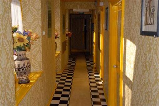 фото отеля Hotel De France Montreuil-sur-Mer