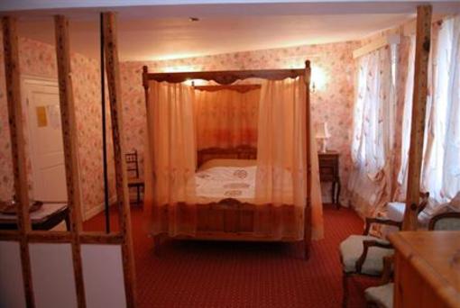 фото отеля Hotel De France Montreuil-sur-Mer
