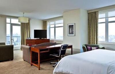 фото отеля Westin Lombard Yorktown Center