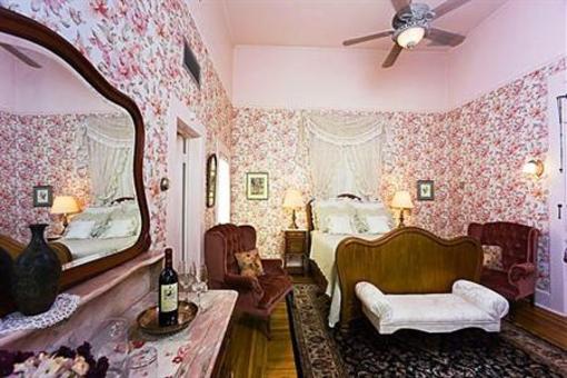 фото отеля Royal Elizabeth Bed and Breakfast Inn