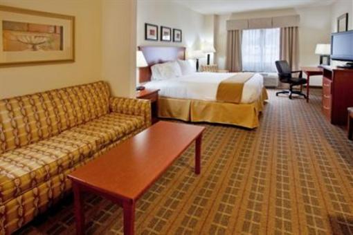 фото отеля Holiday Inn Express Hotel and Suites Hardeeville-Hilton Head
