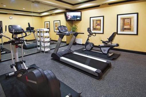 фото отеля Holiday Inn Express Hotel & Suites Paris