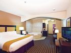 фото отеля Holiday Inn Express Hotel & Suites Paris