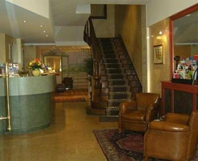 фото отеля Hotel De La Loire Lyon