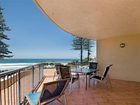 фото отеля Coolum Baywatch Resort