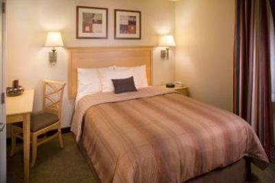 фото отеля Candlewood Suites Orange County Airport