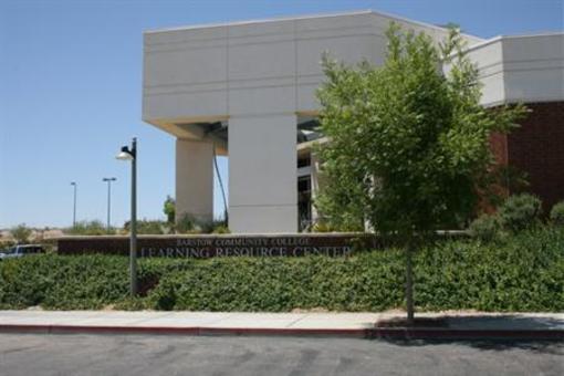 фото отеля Holiday Inn Express Barstow - Historic Route 66