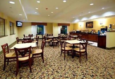 фото отеля BEST WESTERN Memorial Inn & Suites